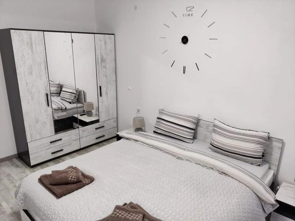 Apartment Anelia 3 Пловдив Екстериор снимка